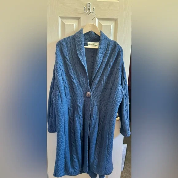 Aran Crafts Blue Women’s 100% Wool Sweater/Jacket - Picture 2 of 4